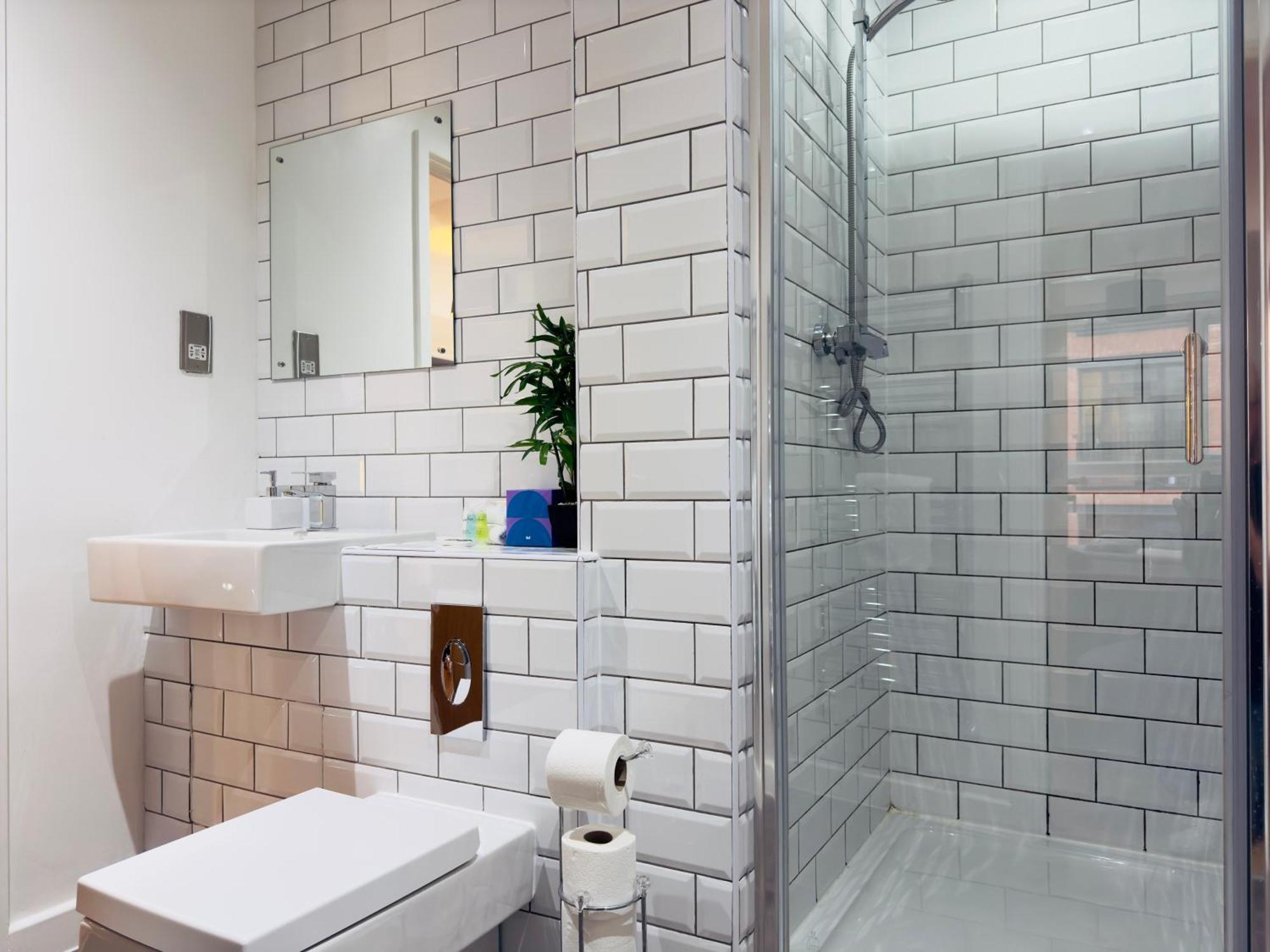 Lock Side Apartment Бирмингам Екстериор снимка